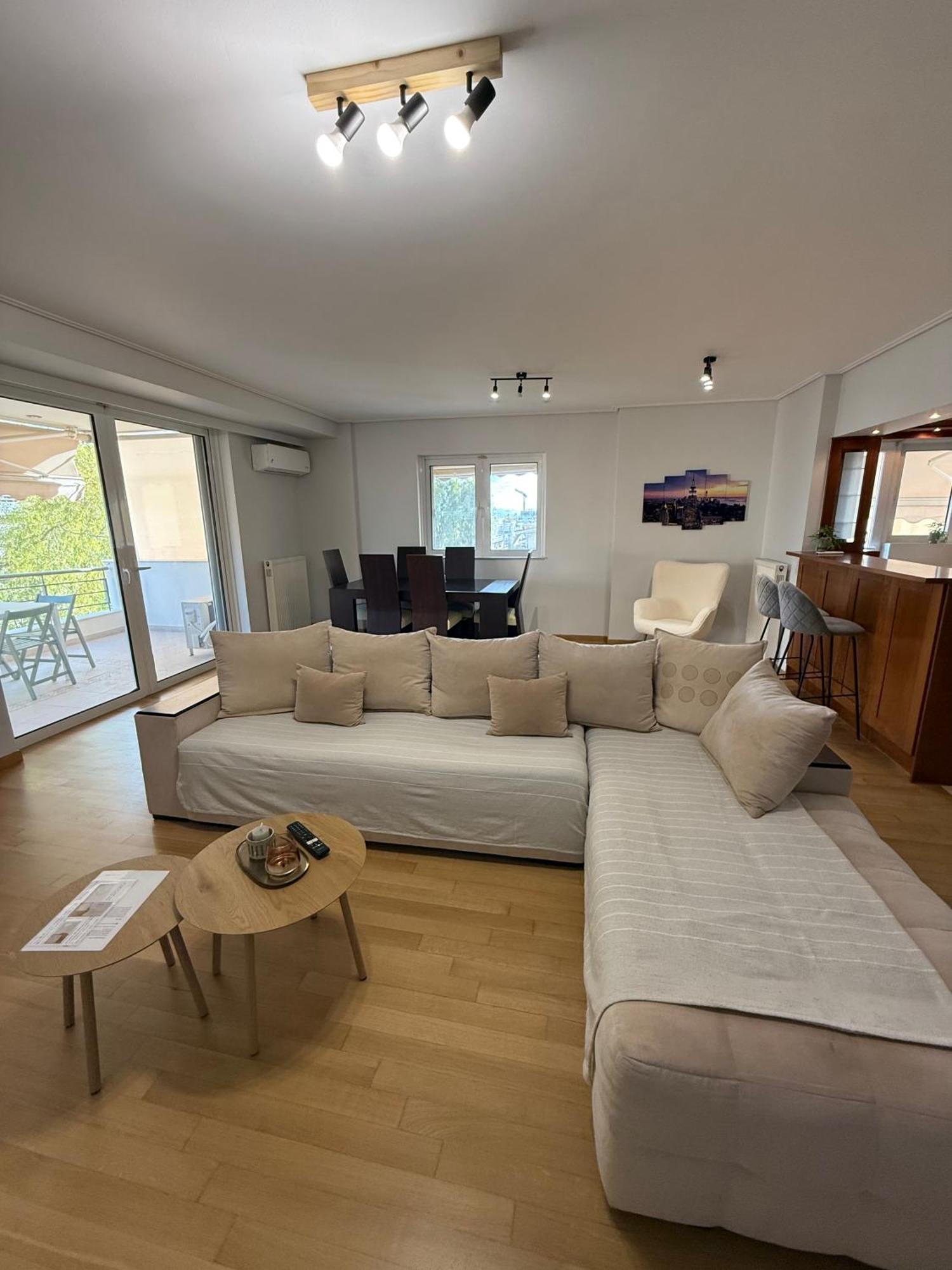Apartment Luxury Elliniko *